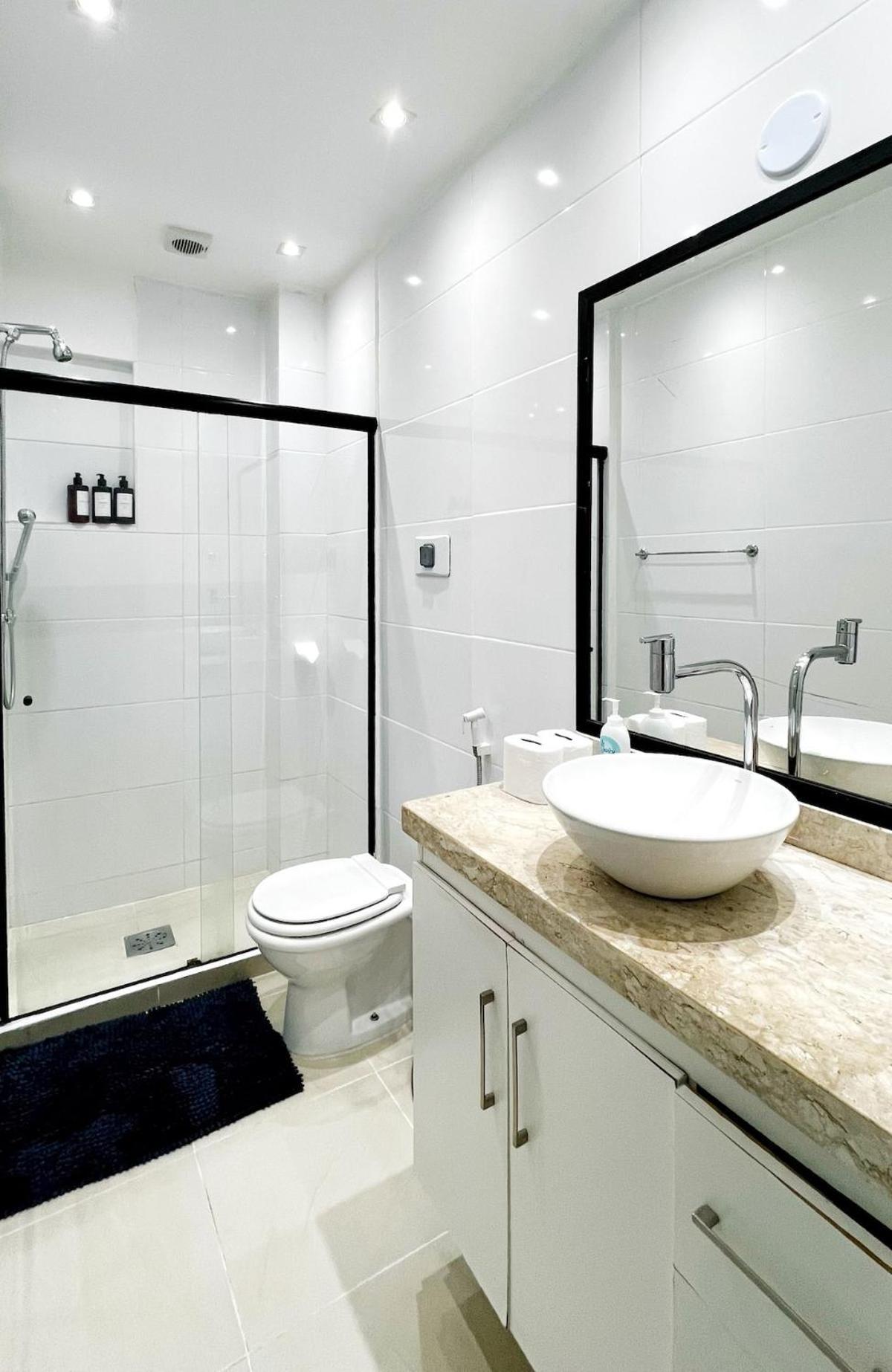 Great 3br Apartment- Only 2 Blocks From The Beach! Appartamento Rio de Janeiro